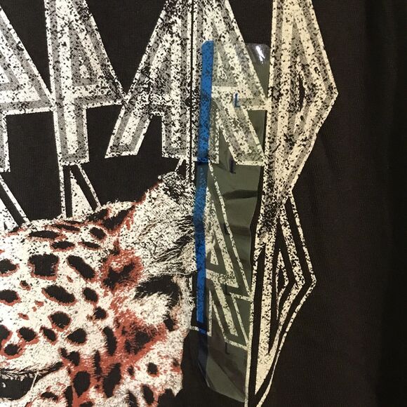 Def Leppard Concert T-Shirt Band Tee Adult L Black Cotton Short Sleeve Crew Neck - Picture 4 of 8